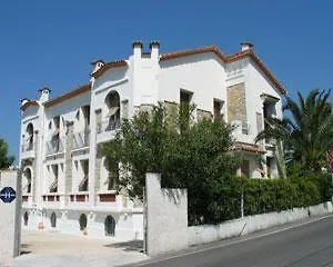 https://hotel-pierre-loti.fr-provencehotel.com